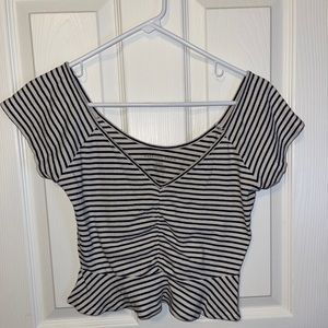 American Eagle crop top